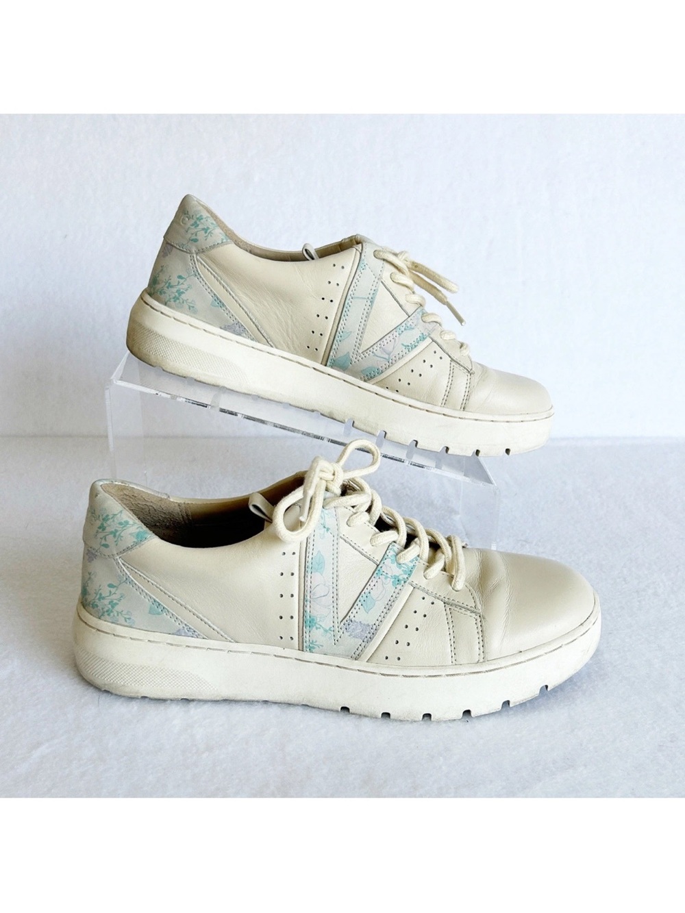 Vionic Simasa Leather Sneakers Women 8 Cream Lilac Floral Casual Comfort Shoes